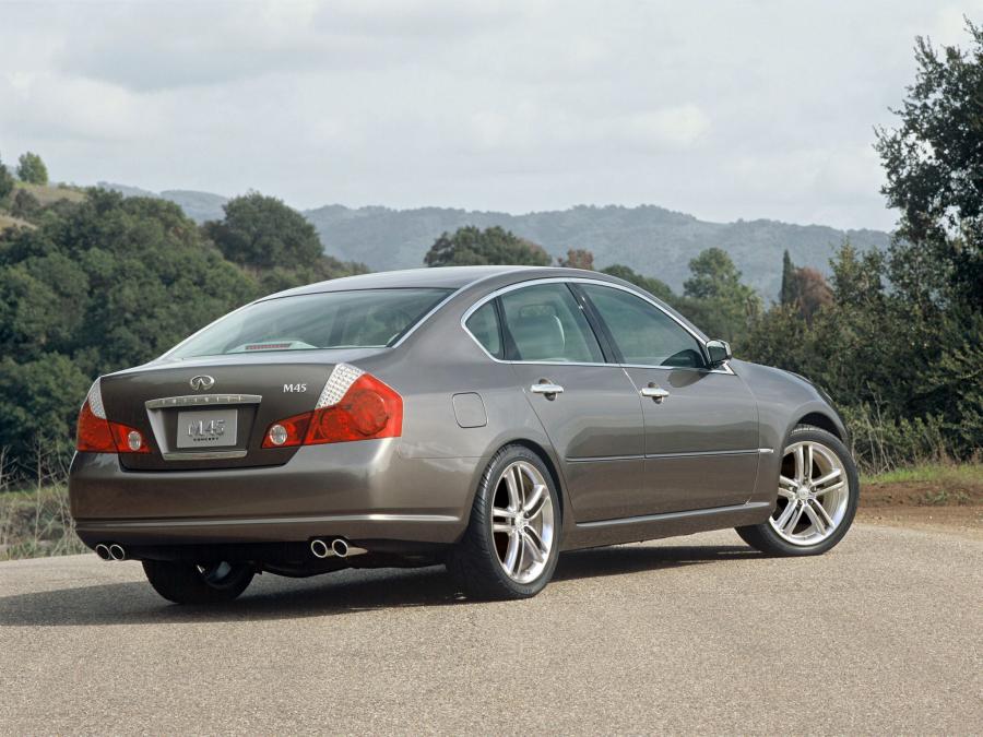  Infiniti M45 Concept 2004 года  (фото 3 из 17)